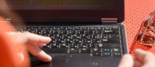 <h3 style="font-weight: 900; margin-bottom: 0px; margin-left: 0px; font-size: 26px; text-align: center;">Land Surveyor</h3>